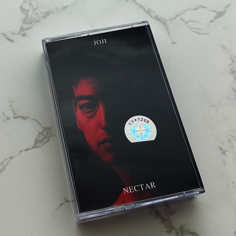 Audio Music To Lyrics - Kaset Audio Retro Belum Dibuka Dengan